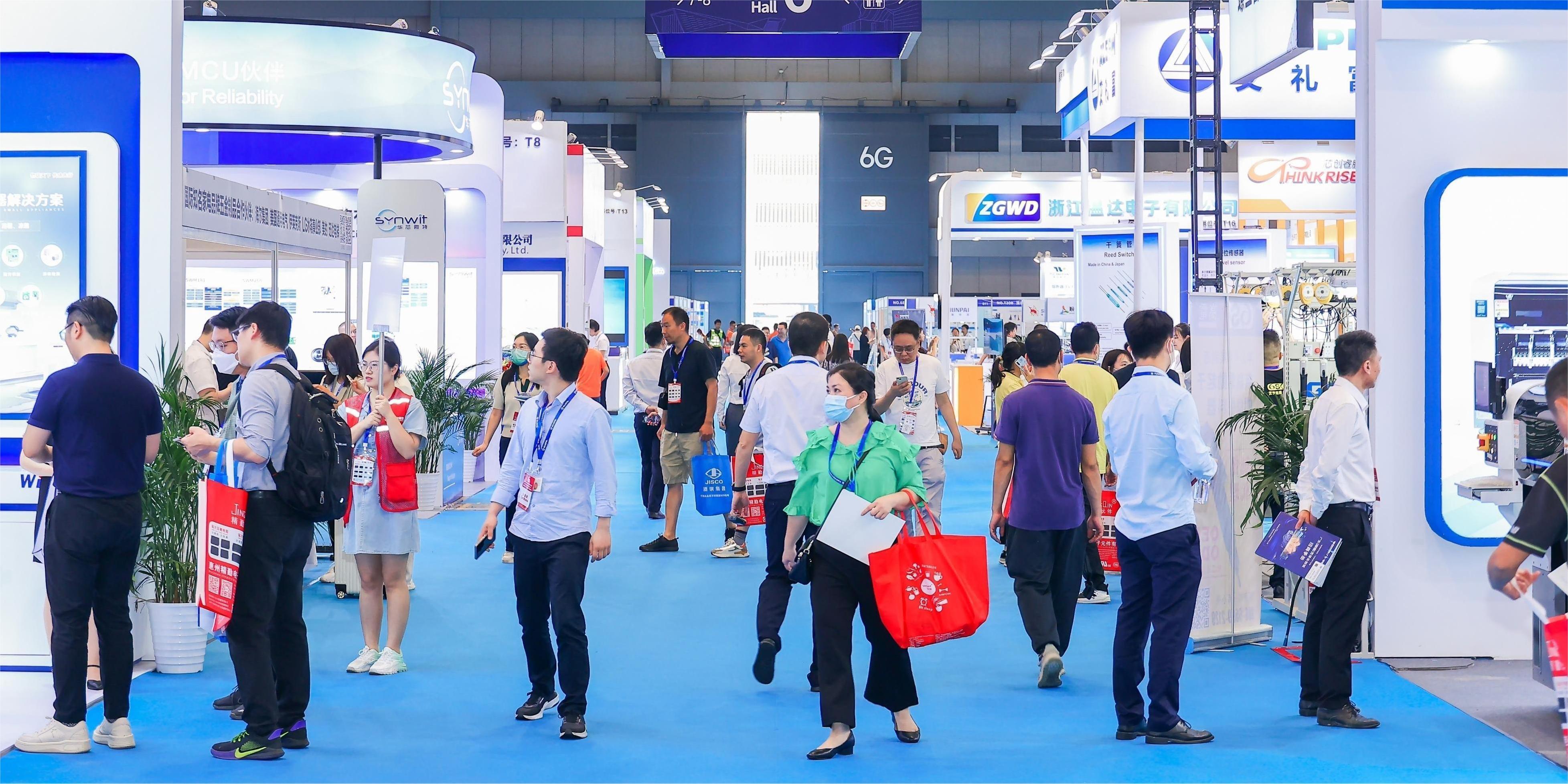 白電巨頭業績分化：美的海爾海信逆勢增長，格力收入下滑